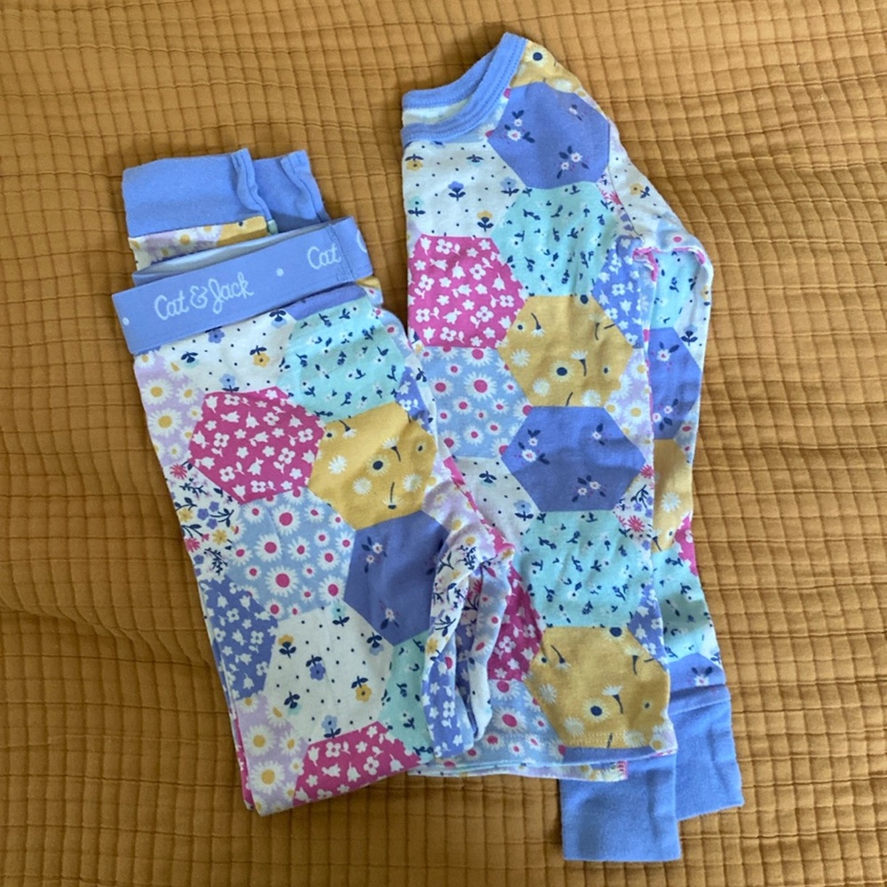 Cat & Jack Floral Quilt Pajamas